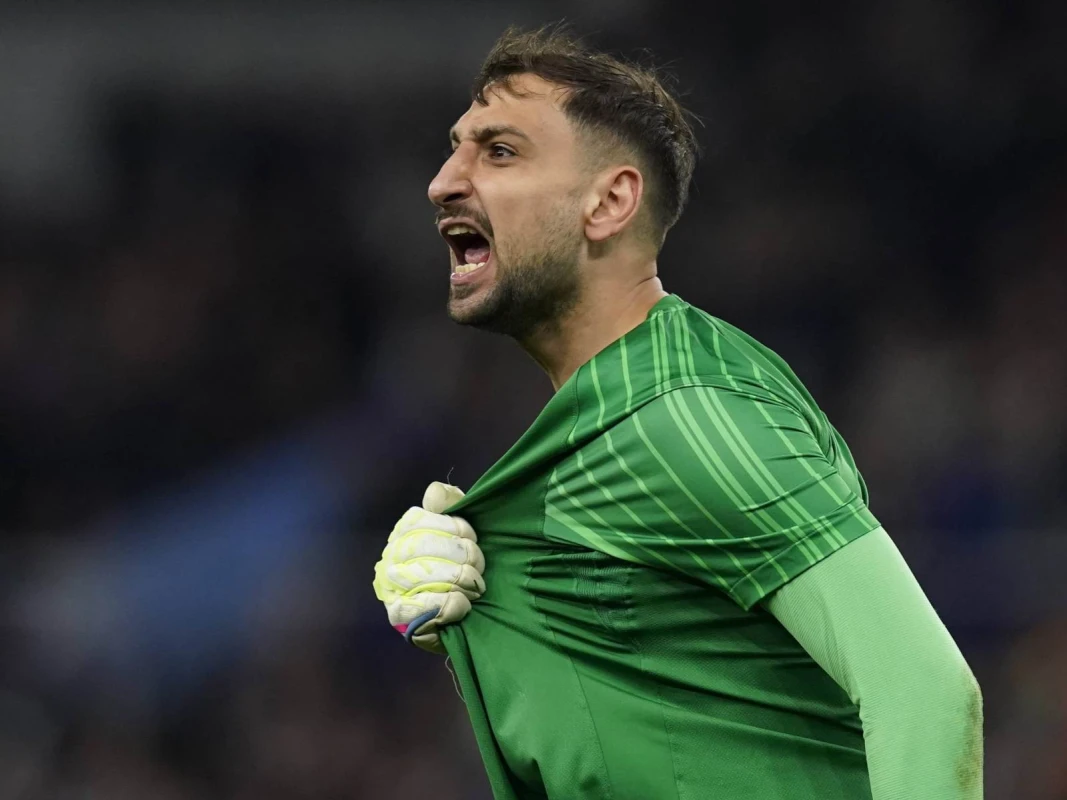 PSJ Donnarumma ilə danışıqları davam etdirir