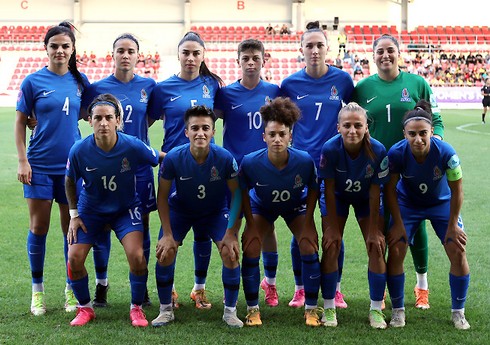 Qadın futbolçulardan ibarət Azərbaycan millisinə 23 oyunçu cəlb edilib