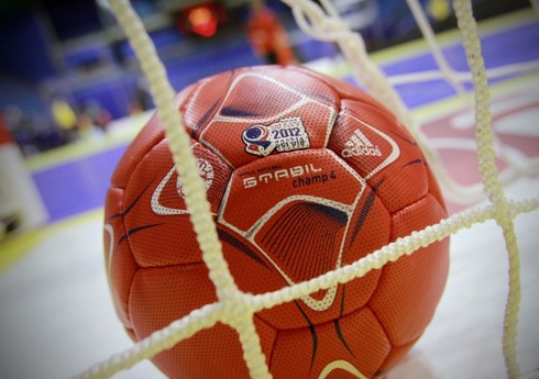 Qadın həndbolçuların Azərbaycan çempionatının final mərhələsində növbəti oyunlar keçirilib