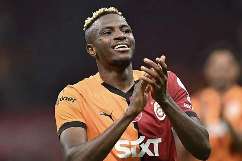 “Qalatasaray” Osimhen transferində sona yaxınlaşır