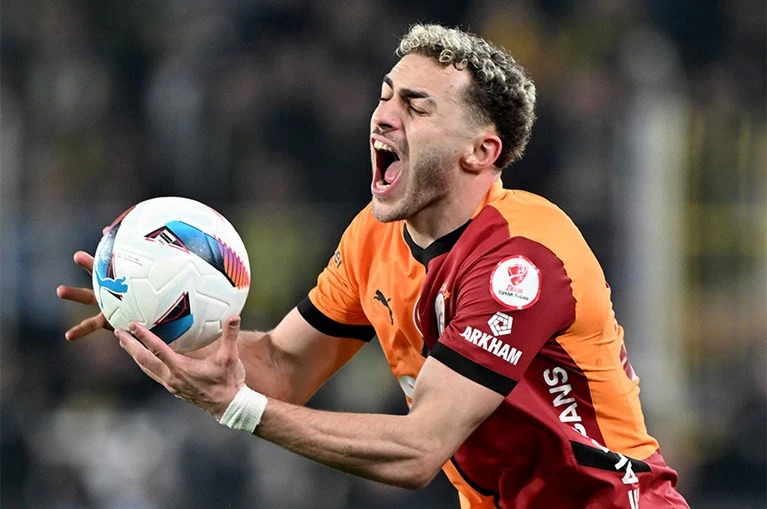 “Qalatasaray”ın 2 futbolçusu CƏZALANDIRILIB