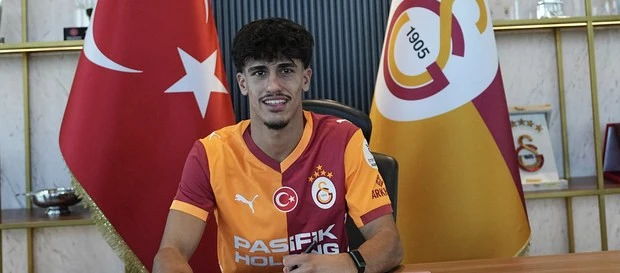 “Qalatasaray”ın futbolçusu “Anderlext”in hədəfində