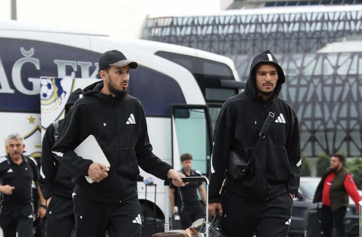 “Qarabağ” İspaniyaya yola düşüb - FOTO