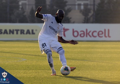 "Qarabağ"ın müdafiəçisi zədə səbəbindən ili başa vurub