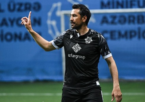“Qarabağ”ın sabiq futbolçusu: İki oyunda 5 qol buraxmaq müdafiədə problemlərin olduğunu göstərir