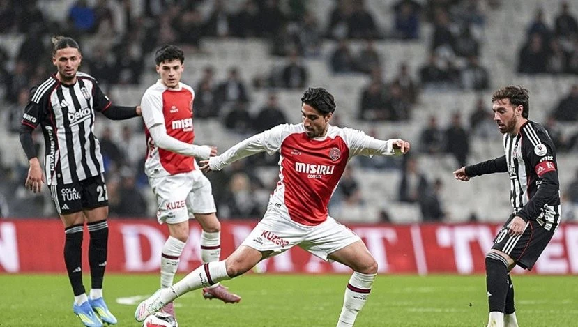 "Beşiktaş" heç-heçə etdi, Trabzon xalsız qaldı