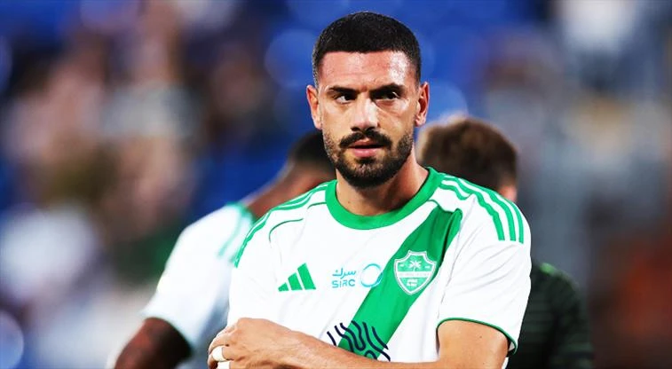 "Əl-Əhli" futbolçusu Merih Demiralın müqaviləsini uzatmaq istəyir