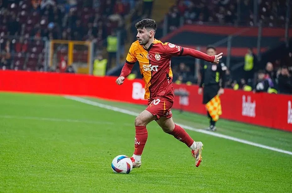 "Qalatasaray" onu yola salır: Bir dəqiqə belə oynamadan göndərilir