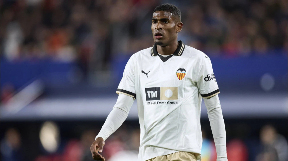 "Valensiya"nın üzvü “Arsenal”a keçməyə çox yaxındır