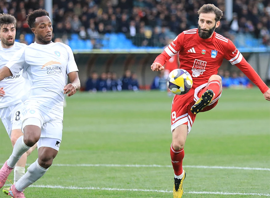 "Zirə"nin futbolçusu 60-a çatdı