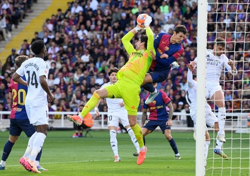 "Real"ı məğlub edən "Barselona" La Liqada liderliyini möhkəmləndirib