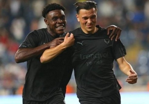 Renat Dadaşovun komandası "Qalatasaray"ı məğlub edib