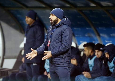 Rəşad Sadıqov “Zirə”nin futbolçusu ilə mübahisə edib