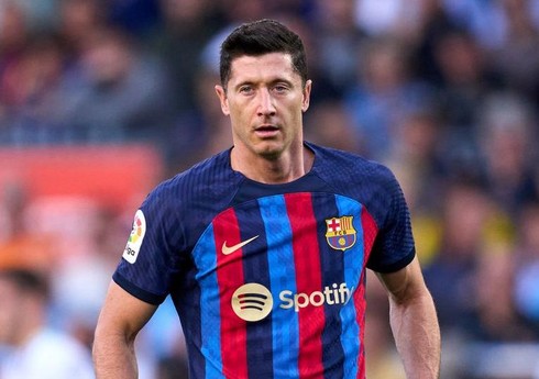 Robert Levandovskinin şikayətindən sonra "Barselona"nın aşpazı işdən çıxarılıb