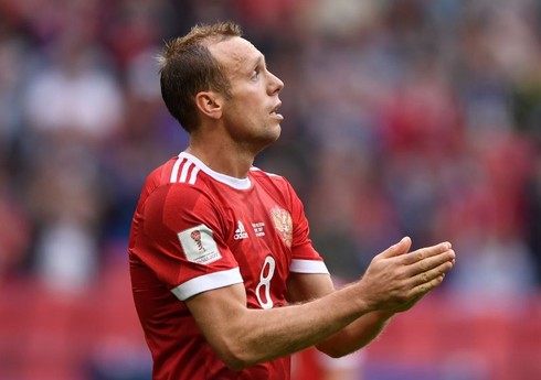 Rusiya yığmasının sabiq futbolçusu içkili halda avtomobil idarə etdiyi üçün saxlanılıb