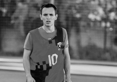 Rusiyada futbolçu oyun vaxtı dünyasını dəyişib