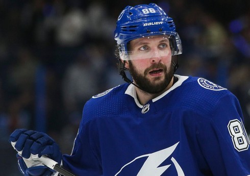 Rusiyalı hokkeyçi NHL tarixinə düşüb