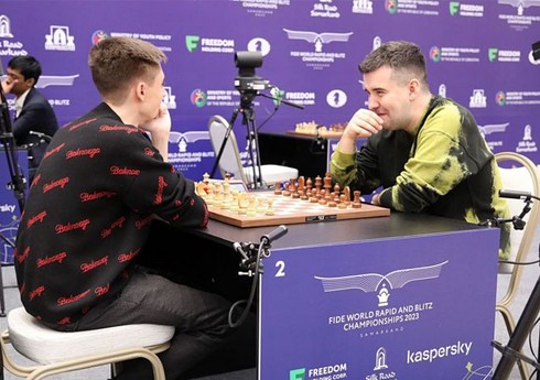 Rusiyalı şahmatçılar dünya çempionatında razılaşdırılmış heç-heçəyə görə xal qazana bilməyiblər