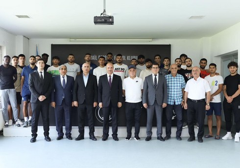 "Səbail" klubunun yeni icraçı direktoru kollektivə təqdim olunub