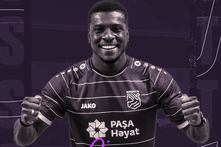 "Sumqayıt" braziliyalı vingerlə müqavilə imzalayıb