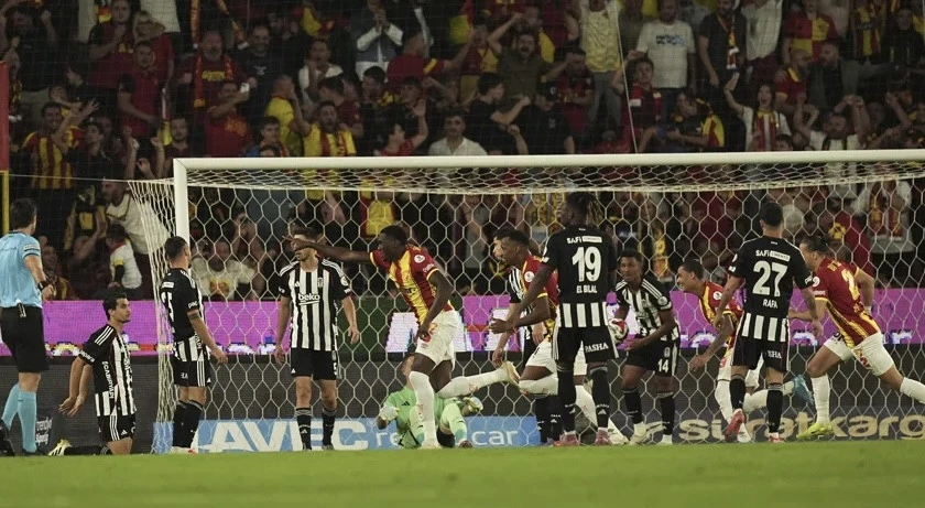 Super Liqa: “Beşiktaş” İzmir səfərindən xalsız qayıdır