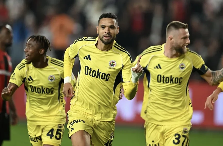 Super Liqa: “Fənər”dən darmadağın