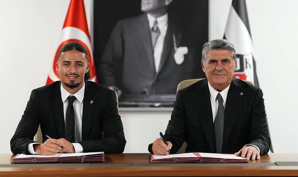 Taylan Bulut rəsmən “Beşiktaş”da