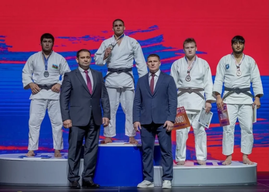 Təmsilçilərimiz Krasnoyarskda keçirilən turnirdə 3 medal qazanıblar