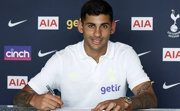 “Tottenhem” kapitanı ilə müqavilə yeniləyib