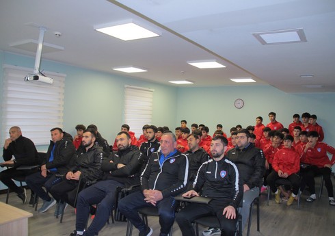 “Turan Tovuz” Futbol Akademiyasının məşqçi və futbolçu heyətinə seminar keçirilib