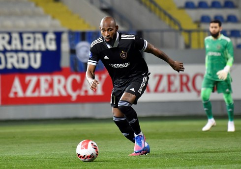 Türkiyə klubu "Qarabağ"ın legionerini almaqdan imtina edib