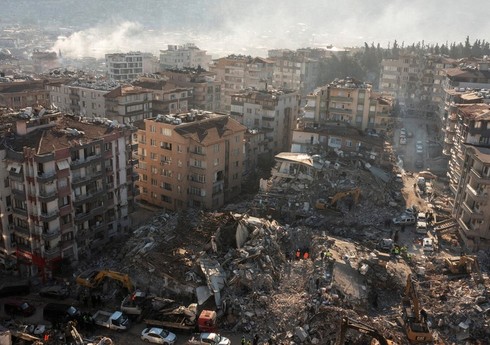 Türkiyədəki zəlzələdə dağıntılar altından 3 iranlı futbolçunun cəsədi çıxarılıb