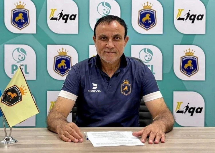 “Xankəndi” baş məşqçisi ilə yeni müqavilə imzalayıb