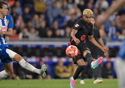 Yamal 18 yaşını tamamlamamış La Liqanı iki dəfə qazanan ilk futbolçu olub