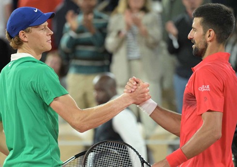 Yannik Sinner son 15 ildə ardıcıl dörd dəfə Cokoviçə qalib gələn ilk tennisçi olub