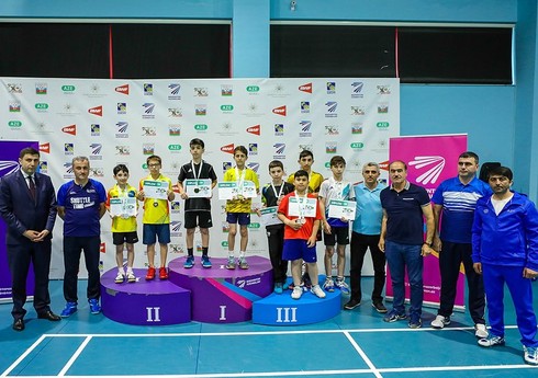 Yeniyetmələr arasında badminton üzrə Azərbaycan birinciliyi keçirilib